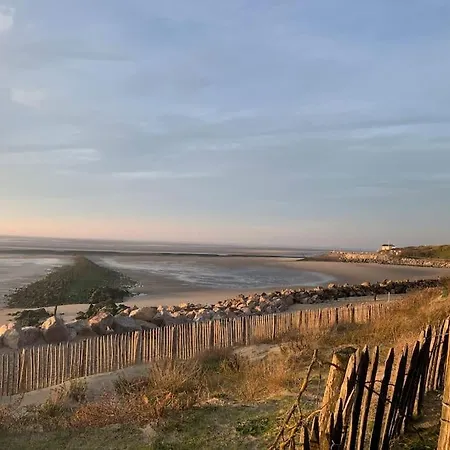 Rdc Avec Courette - Jusqu'a 6 Pers - A 100m Berck