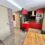 Rdc Avec Courette - Jusqu'a 6 Pers - A 100m Apartmán