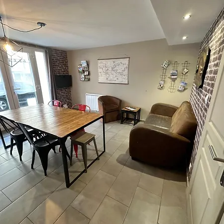 Rdc Avec Courette - Jusqu'a 6 Pers - A 100m Apartmán