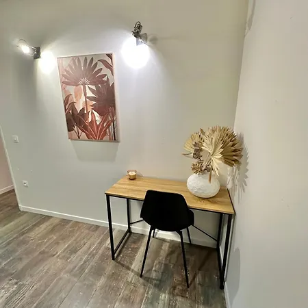 Apartmán Rdc Avec Courette - Jusqu'a 6 Pers - A 100m